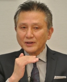 實本 雅一