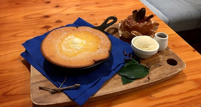 徳島の本とパンケーキのカフェバースブック珈琲より “ふわふわ・ふっくら”フライパンスフレパンケーキが新登場！