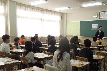 10/18（日）平成27年度 中学校体験模試開催　一足お先に入試体験！小学校6年生対象　近畿大学附属広島中学校福山校