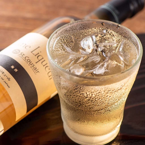 キンと冷たい「梅酒 2024」のオン・ザ・ロック