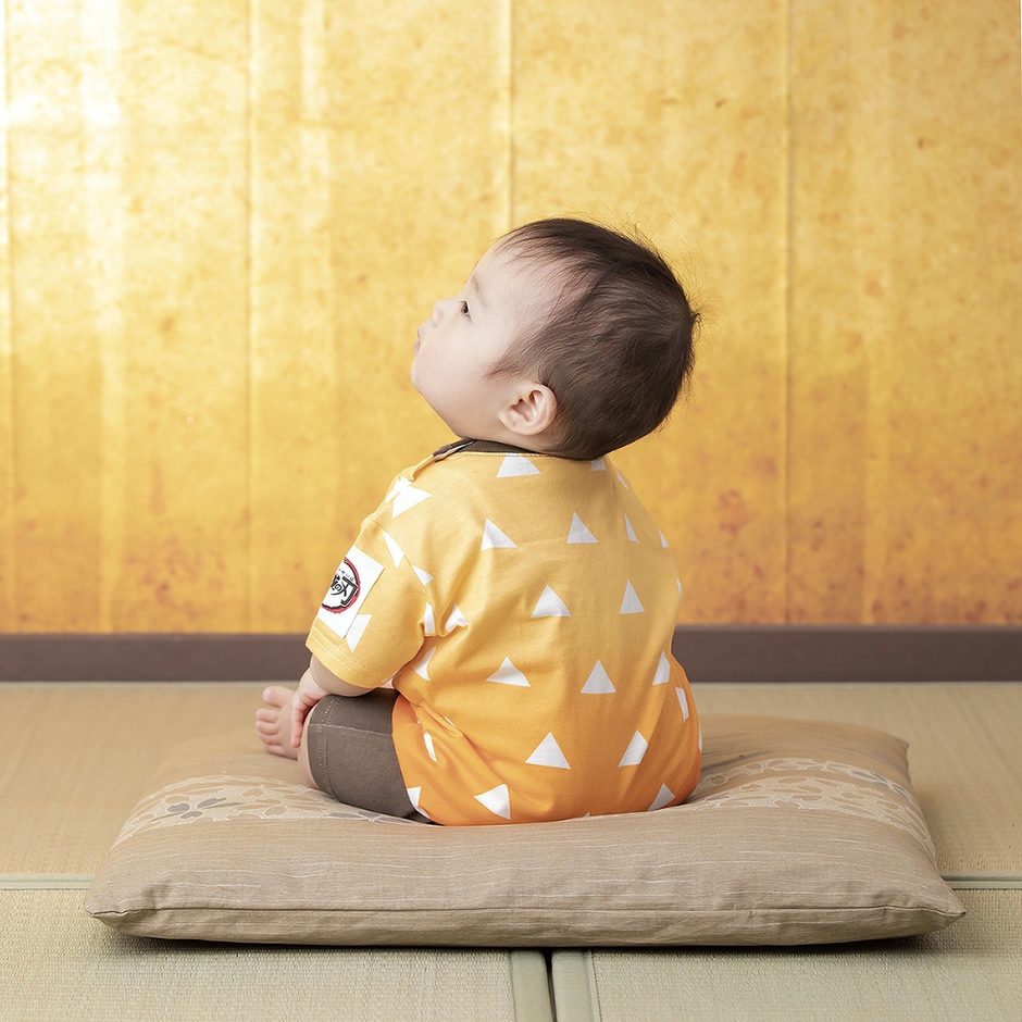 なりきりスタイ&カバーオールセット(我妻善逸) 着用イメージ(2)