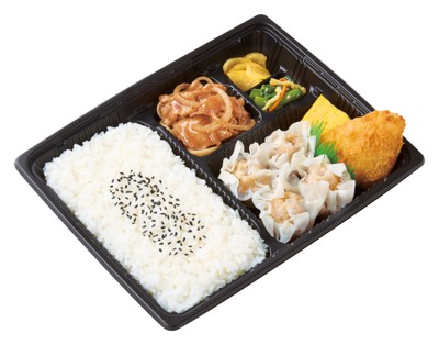 スポーツ弁当 しょうが焼き&焼売 649円(税込700円)