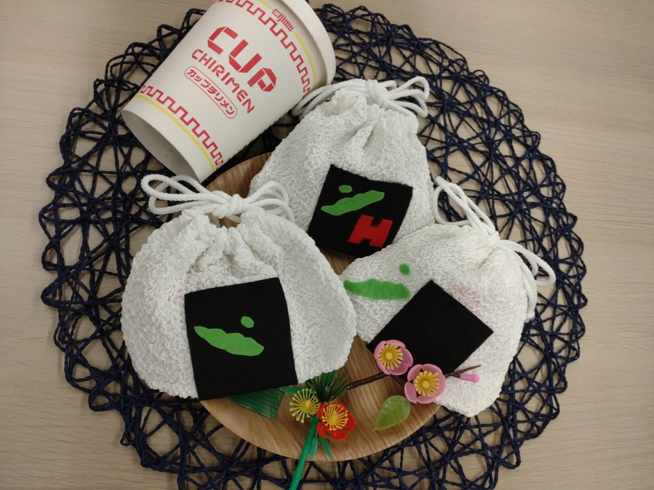 会場で体験が可能なワークショップ“カップチリメン”(有料)