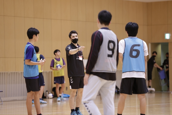 Aチーム監督:土井レミイ杏利選手