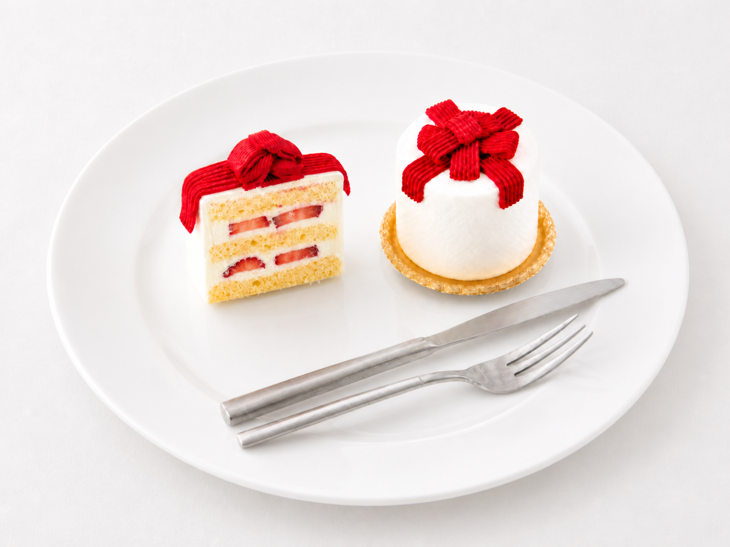 母の日ギフトなら、パティスリー洛甘舎の限定「苺のGift Box」ショートケーキ！お子様も喜ぶおすすめの一品