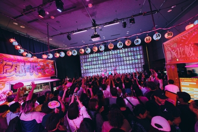 脳汁横丁2026_提灯マッピングステージ(DJ)