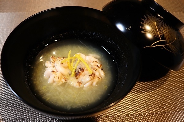 煮物椀 鱈白子・下仁田葱のすり流し