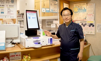 「1時間の残業」が解消。会計トラブルをなくしたセミセルフレジ「OWEN(オーエン)」導入事例
