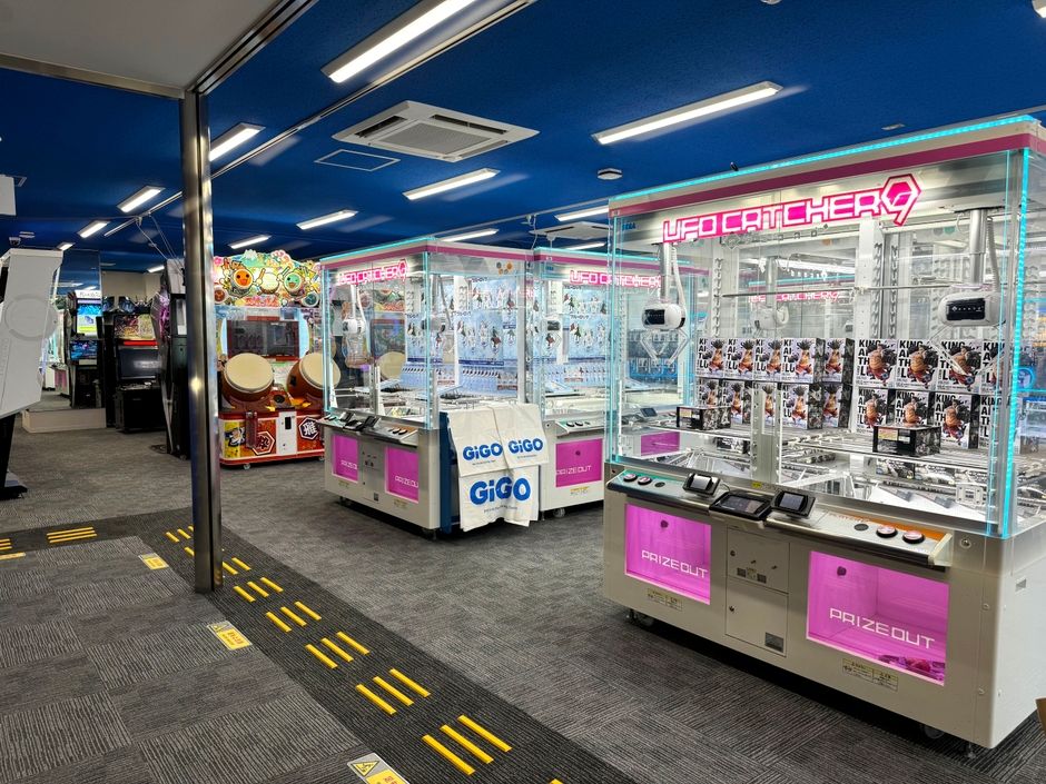 ３階：音楽ゲーム、体感ゲーム、キッズカードゲーム　