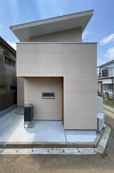 築54年・延床13坪の木造住宅をフルリノベーション！一部「減築」でスペースを生み出し、造作家具でデッドスペースを極限まで削減した事例を公開