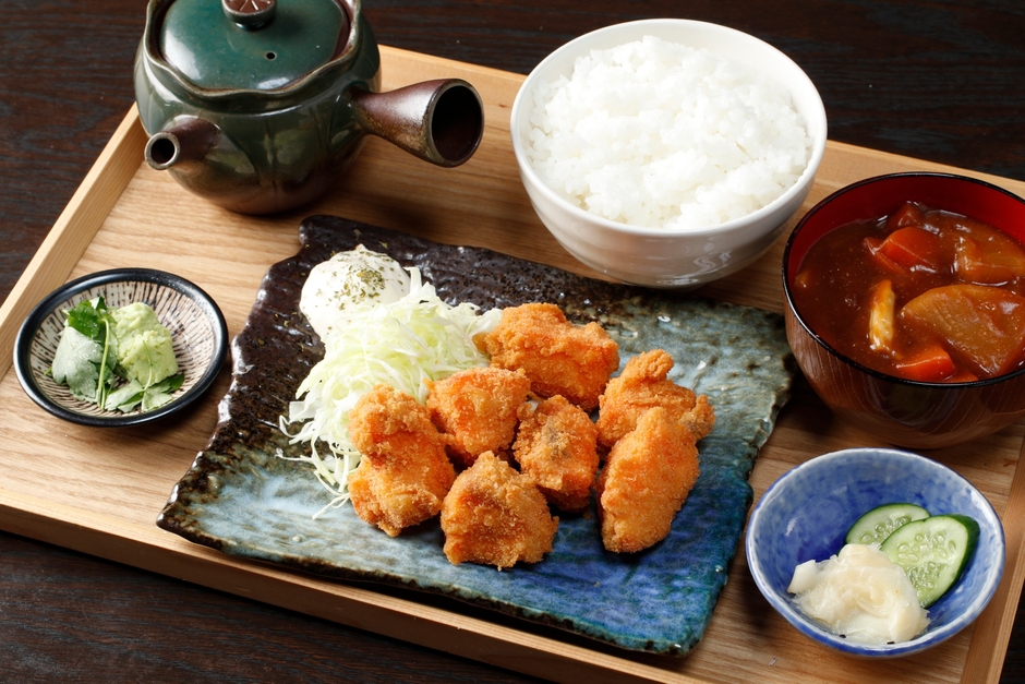 「極上♪サーモンカツ定食」1,408円