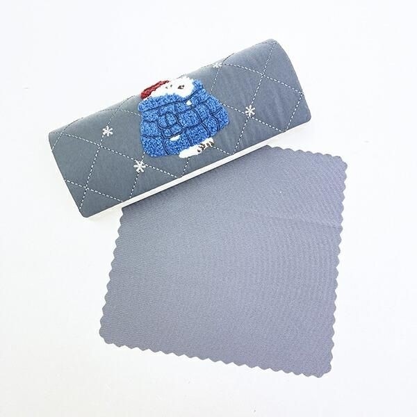 スヌーピーのメガネケース