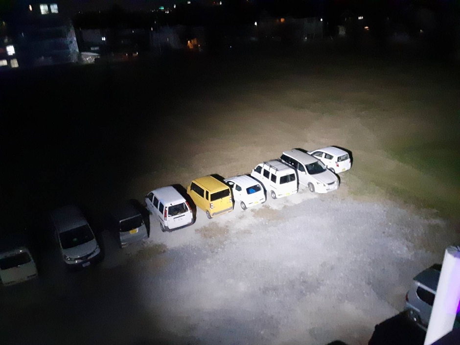 アステカスーパーライト160Wを4階から照射