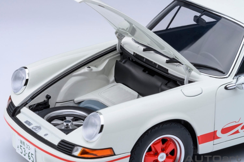 AUTOart 1/18スケール ポルシェ 911 カレラ 2.7 RS (サーキットの狼／早瀬 佐近)
