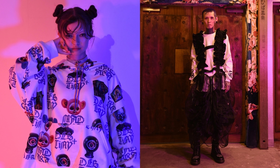 (左) MAD PATTERN HOODIE 22,000円 / (右) ruffle harness with skirt 66,000円 & UUU L.S.T 13,200円