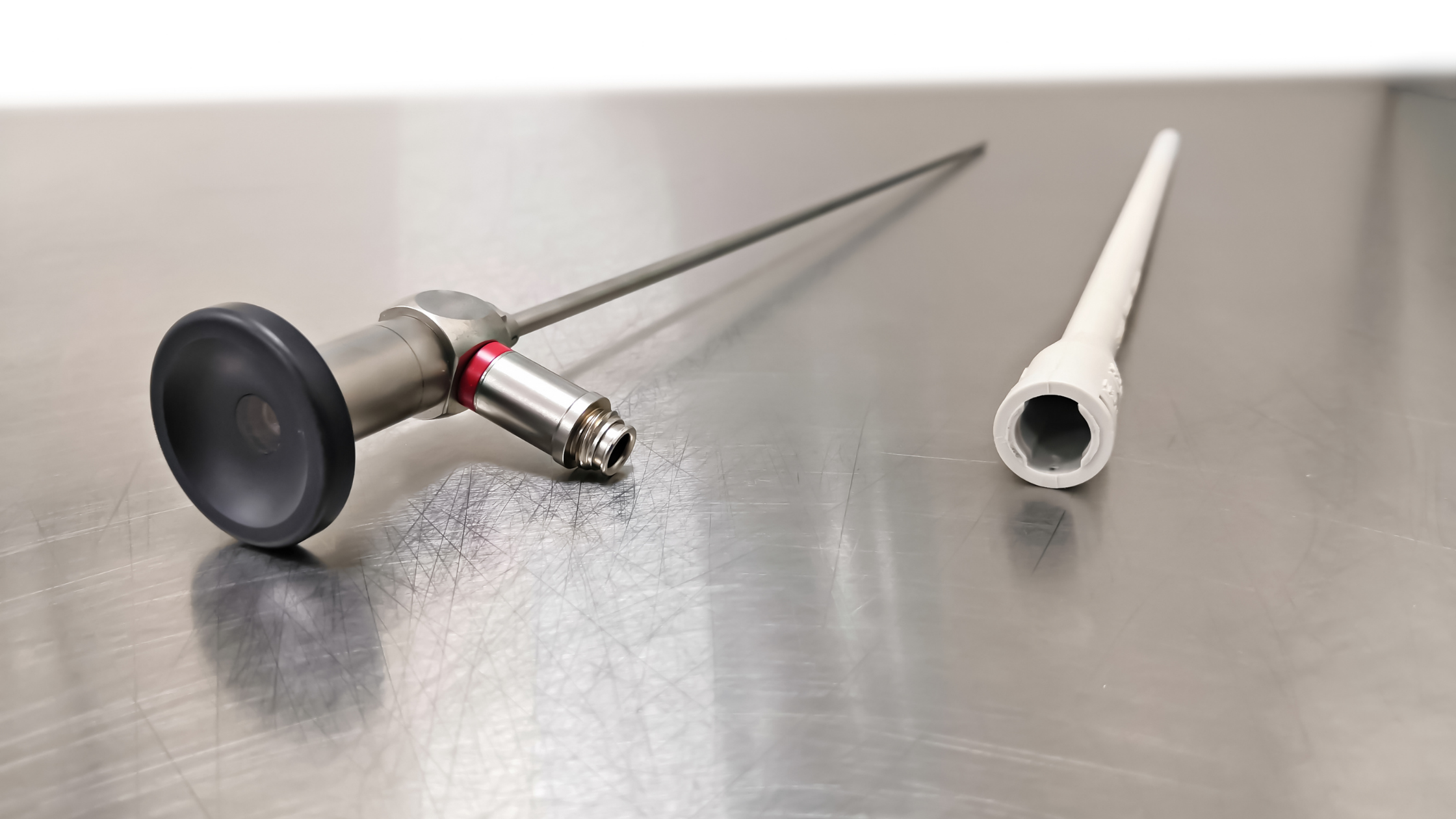 フレキシブル＆セミリジッド尿管内視鏡の市場規模は2028年までに11億8,000万米ドルに達する見込みです。