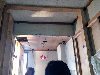 施工中