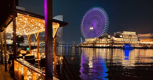 ヘミングウェイ横浜から見える夜景