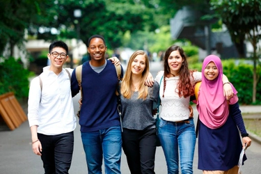 世界を見てきた先輩に学ぶ留学のいろは  「学生留学アドバイザー」が始動！ 毎週3回、和泉キャンパスにて
