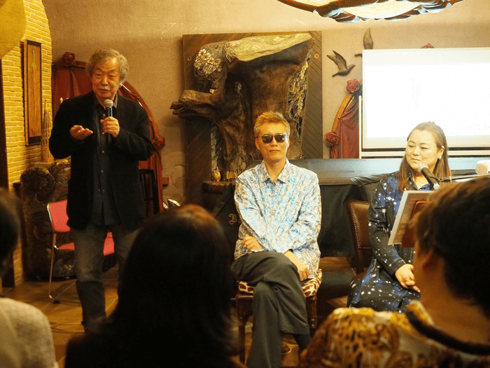 左から藤倉親宏、GOD、SIZUKU