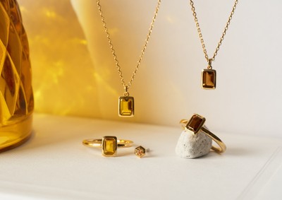 10月限定「Golden Spell」コレクション