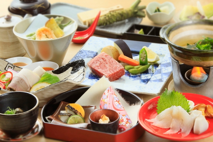 鉄板料理や津和野の旬の食材を味わう<お食事>