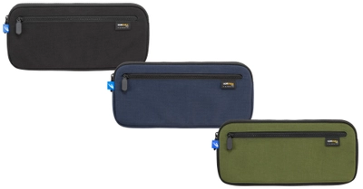 高い耐久性を誇る「CORDURA®」素材を採用した、落ち着いたデザインのSwitch2用収納ポーチ