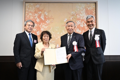 ▲協定締結式の様子(左から佐藤栄学園 大久保 信行常務理事、田中 淳子理事長、芝浦工業大学 鈴見 健夫理事長、山田 純学長)