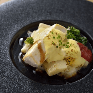 鮪ほほ肉のオランデーズグラタン(ディナー限定)