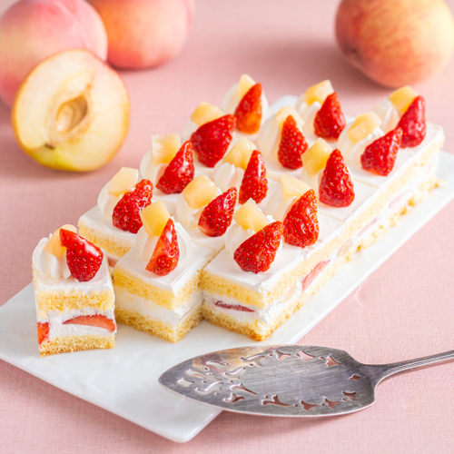 桃といちごのショートケーキ