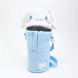 存在感抜群！可愛すぎるサンリオぬいぐるみボトルカバー。