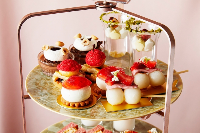 桜アフタヌーンティー<スイーツ>