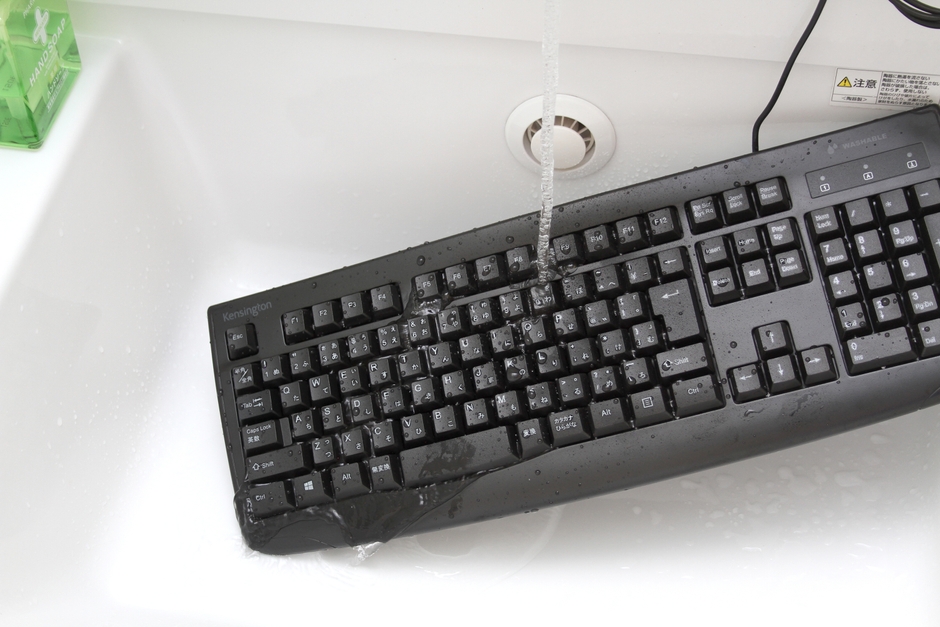 Pro Fit(R)ウォッシャブルキーボード ブラック 2
