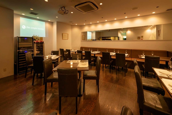 落ち着いた雰囲気でお食事をお楽しみ下さい