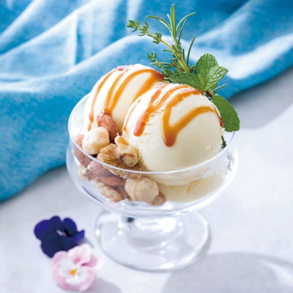 生乳の味を極めた特撰アイス 7個詰合せ