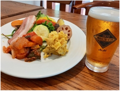 アド・パンデュース ハッピーセット(グラスビール、前菜2種、お野菜のローストサラダ付き) 1,100円(税込)