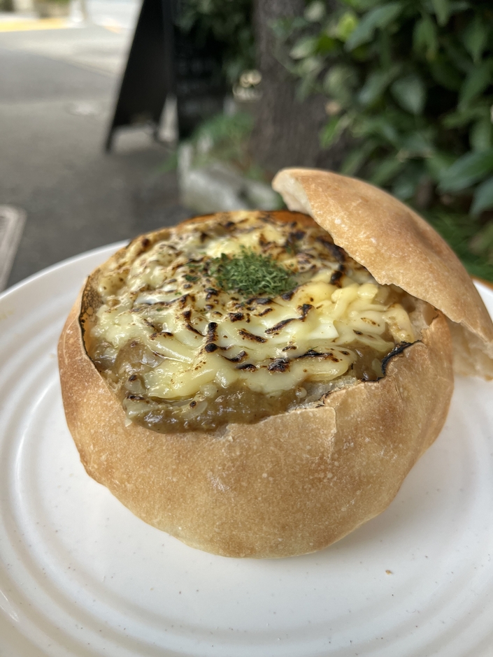 【小麦と酵母　濱田家】飲むカレーパン