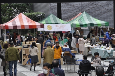 ヒルズマルシェの様子(撮影:2019年3月)