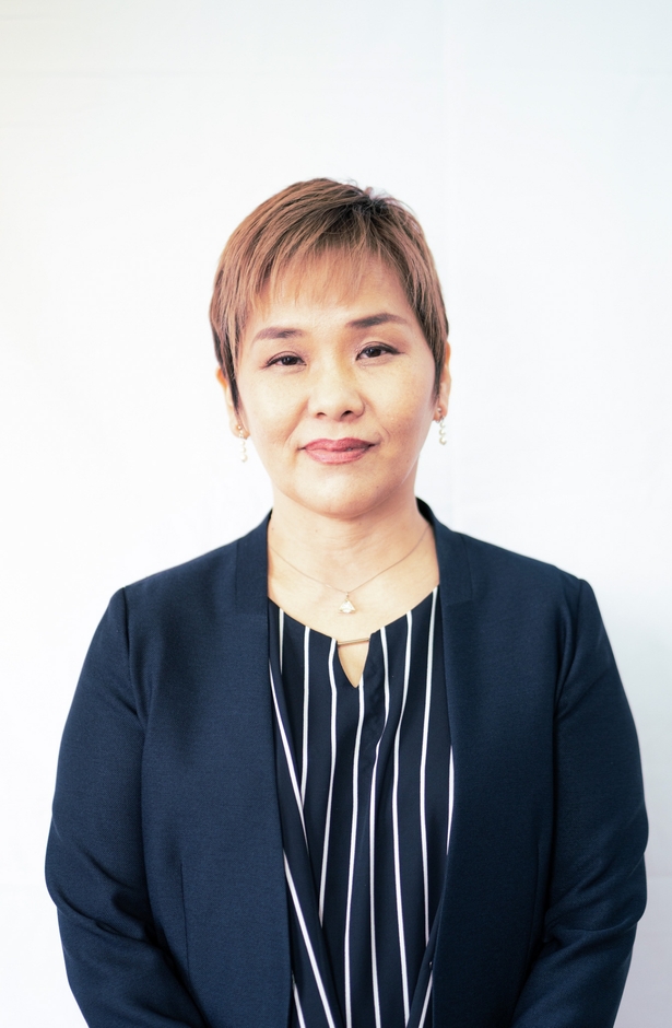 著者:咲田 栞里