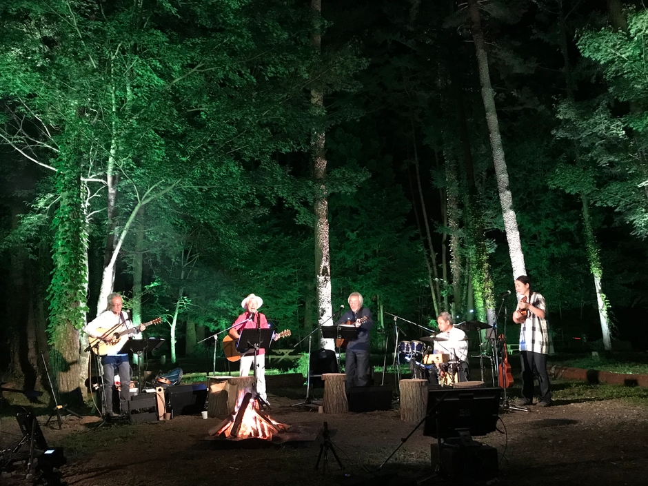 焚火deライヴvol1（前回は小室等さんをお迎えして行われました。）