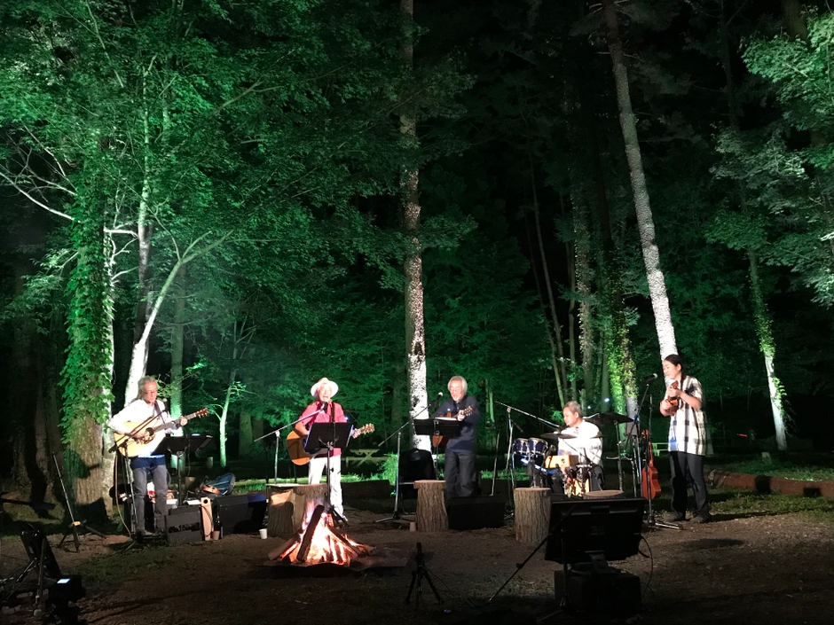 焚火deライヴvol1(前回は小室等さんをお迎えして行われました。)