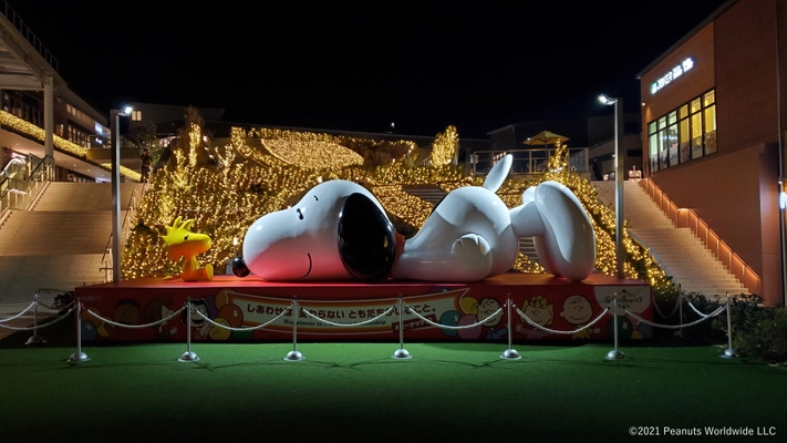 アウトレット複合商業施設「グランベリーパーク」 全長約6mの巨大なスヌーピー『SNOOPY HAPPINESS FLOAT』 多くのお客さまのご要望に応え、展示期間を延長！