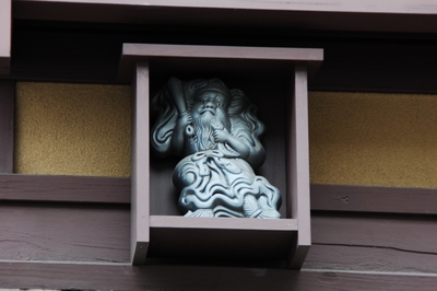 京都を散策しているとよく見かける鍾馗さん