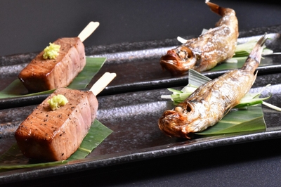 天然本まぐろ串焼き＋めひかり一夜干し