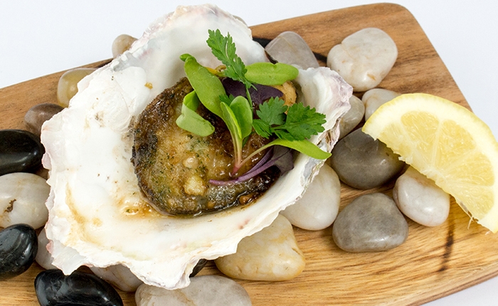 岩牡蠣のガーリックステーキ(お一人様1ピースサービス)