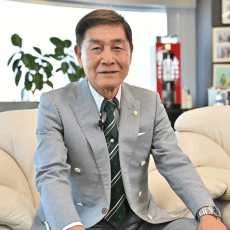 代表取締役会長　渡辺喜久男