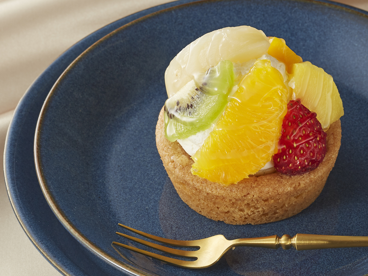 ちょっとリッチで、しあわせなひとときを。  ～Patisserich～ 「フルーツタルト」 ５／３（火）　発売