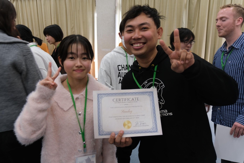 (海外からの留学生とプログラムを修了した姿）