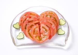 恵亭 冷製トマトサラダ 550円(税込)