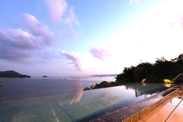 湯の宿 宮浜グランドホテル